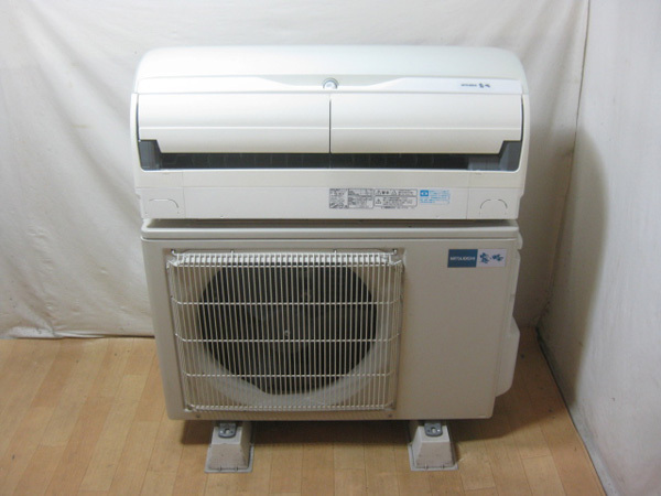 三菱 霧ヶ峰 MSZ-ZW402S のエアコンを大阪で買取ました。