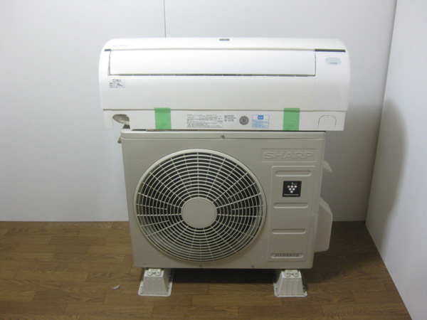 シャープ プラズマクラスター25000のエアコンを大阪で買取