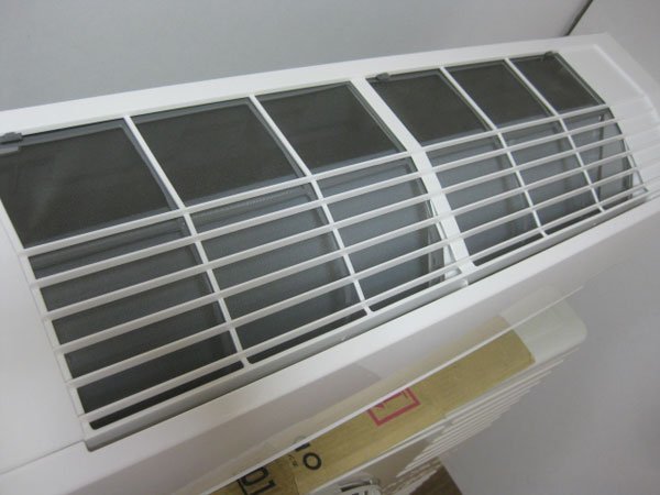 日立 白くまくんのエアコンを大阪市西淀川区で買取ました。画像5