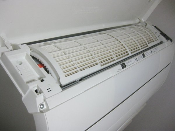 パナソニック eolia のエアコンを大阪 豊中市で買取