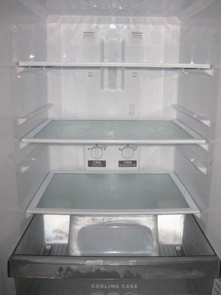 三菱電機の冷蔵庫を川西市で買取ました。画像4