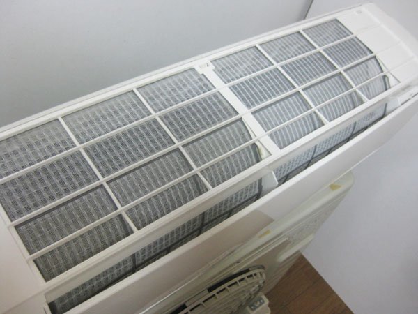 日立 白くまくんのエアコンを尼崎市で買取ました。画像4