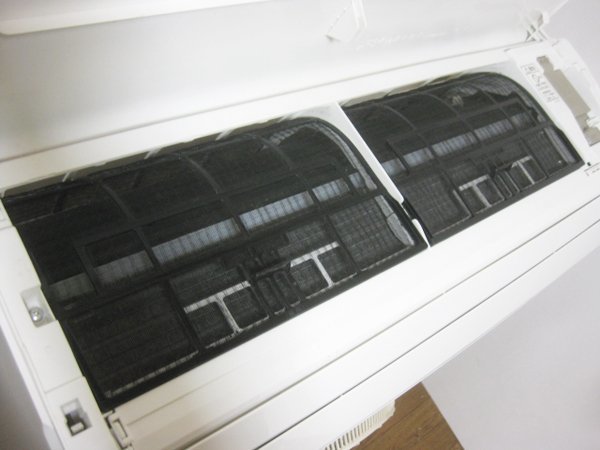 パナソニックのエアコンを大阪狭山市で買取ました。画像4
