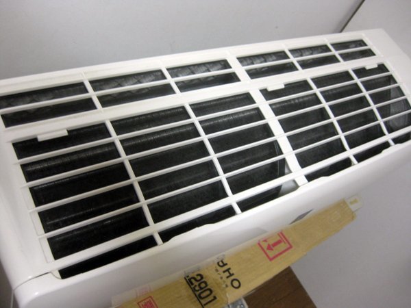 シャープのエアコンを東大阪市で買取ました。画像5