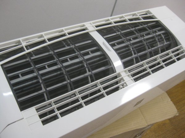 シャープ のエアコンを大阪 堺市で買取ました。画像5