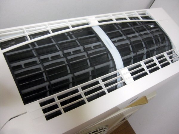シャープのエアコンを大阪市西区で買取ました。画像5