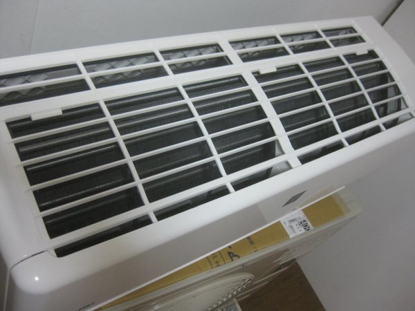 シャープ エアコンを大阪 茨木市で買取ました。画像5
