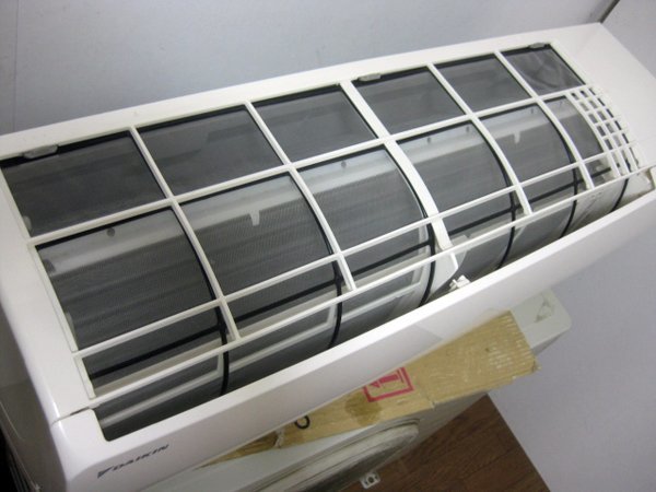ダイキンのエアコンを大阪市中央区で買取ました。画像5